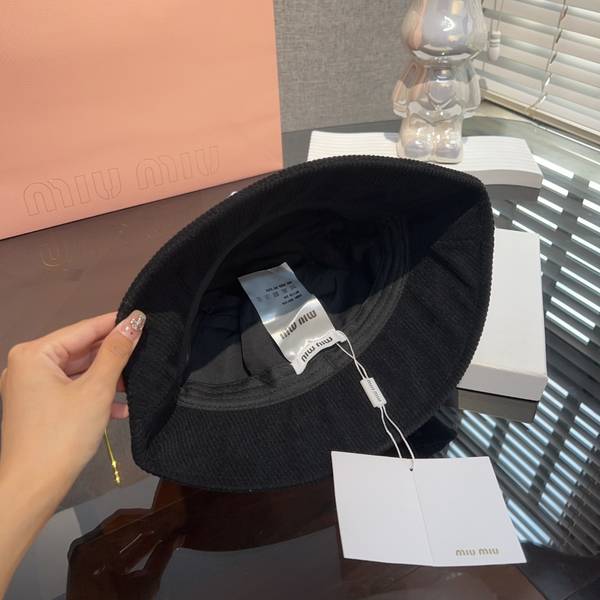 Miu Miu Hat MUH00120